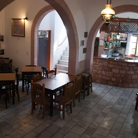 酒店 Asteri 斯科拉