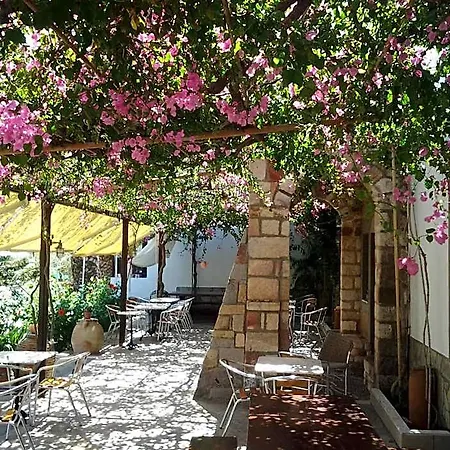 Hotel Asteri 2*
